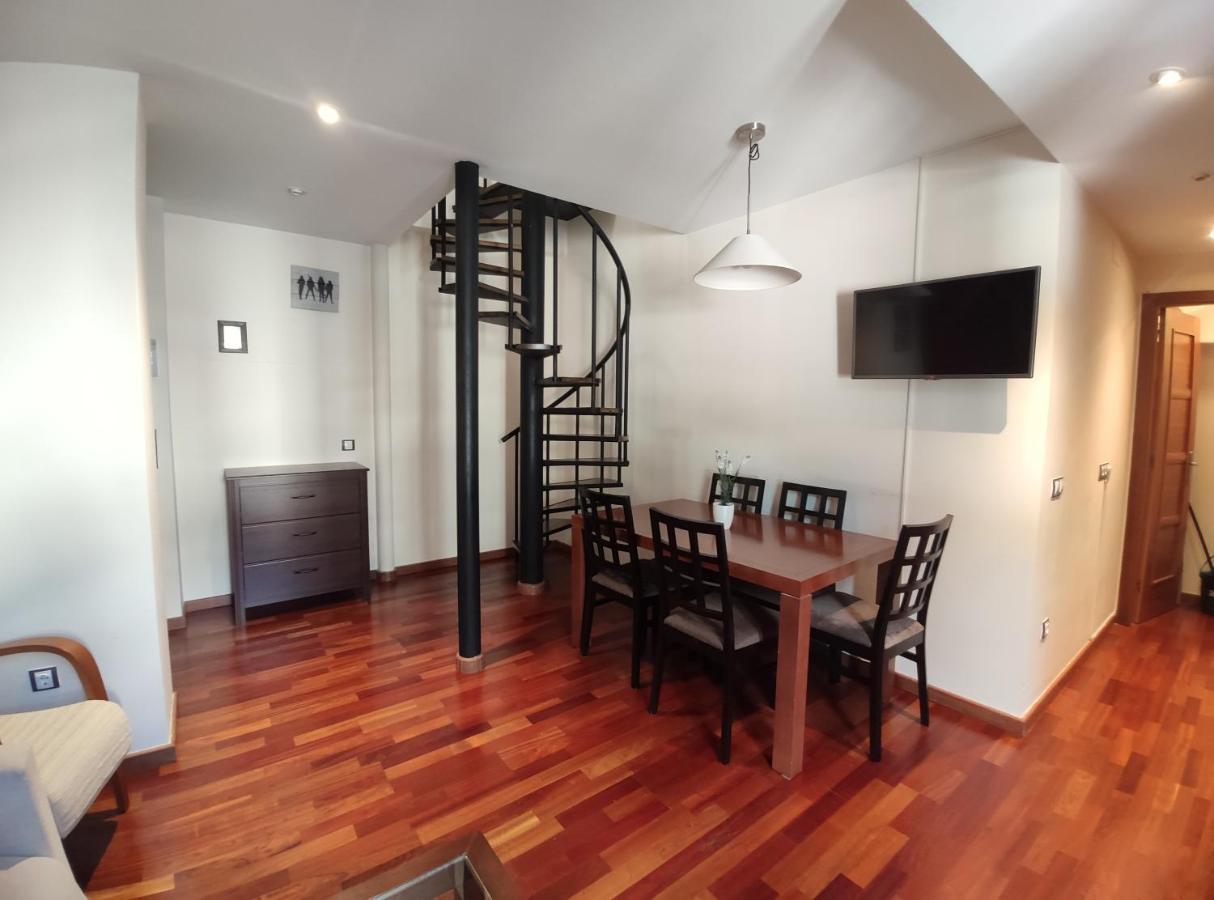 Apartamento Montes De Villanua Ngoại thất bức ảnh