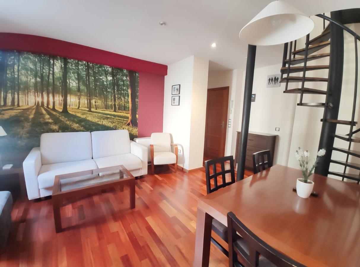 Apartamento Montes De Villanua Ngoại thất bức ảnh