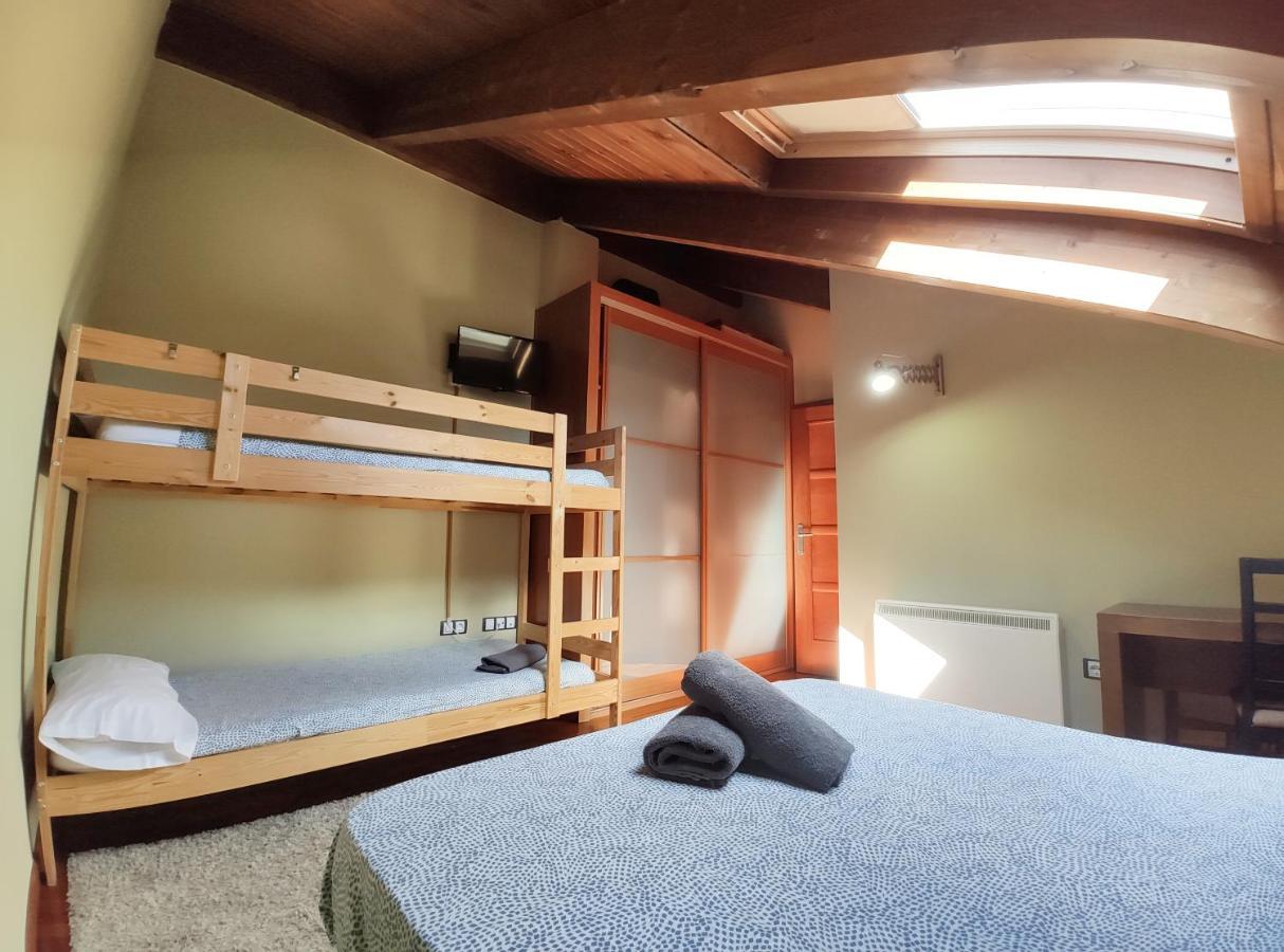 Apartamento Montes De Villanua Ngoại thất bức ảnh